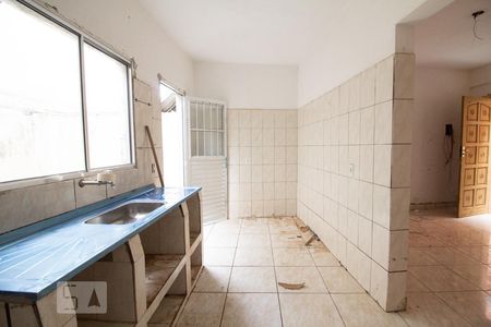 Casa para alugar com 60m², 2 quartos e sem vagacozinha