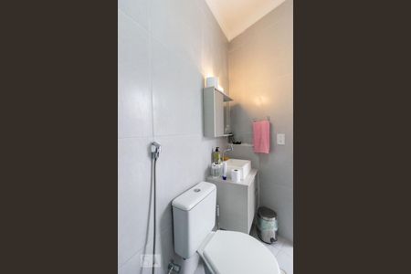 Casa para alugar com 140m², 4 quartos e 2 vagasBanheiro