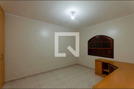 Casa à venda com 220m², 3 quartos e 5 vagasQuarto 2