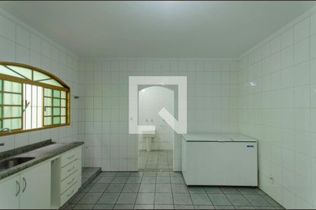 Casa à venda com 220m², 3 quartos e 5 vagasCozinha