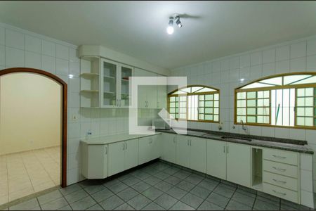 Casa à venda com 220m², 3 quartos e 5 vagasCozinha