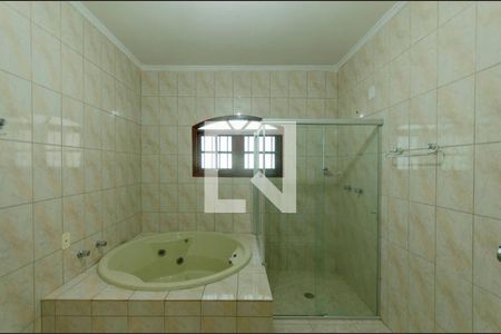 Casa à venda com 220m², 3 quartos e 5 vagasBanheiro Suíte