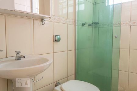 Casa para alugar com 120m², 4 quartos e 2 vagasBanheiro 1