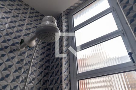 Banheiro de kitnet/studio para alugar com 1 quarto, 33m² em Bela Vista, São Paulo