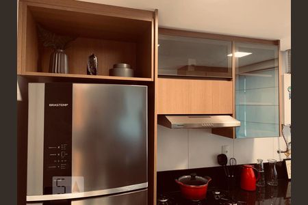 Cozinha de kitnet/studio para alugar com 1 quarto, 81m² em Funcionários, Belo Horizonte