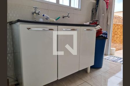 Casa à venda com 227m², 3 quartos e 2 vagasÁrea de Serviço