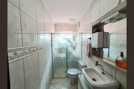 Casa à venda com 227m², 3 quartos e 2 vagasBanheiro Social