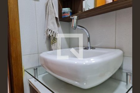 Casa à venda com 227m², 3 quartos e 2 vagasBanheiro da Suíte