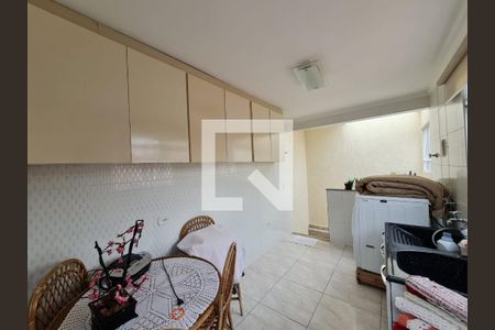 Casa à venda com 227m², 3 quartos e 2 vagasLavanderia