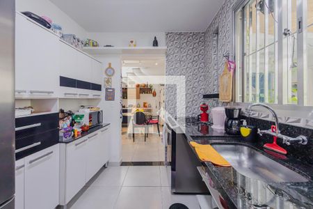 Casa à venda com 430m², 4 quartos e 2 vagasCozinha