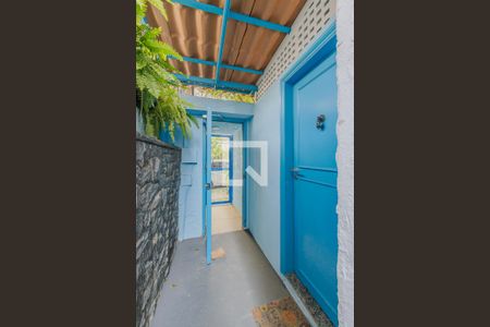 Casa à venda com 430m², 4 quartos e 2 vagasEntrada