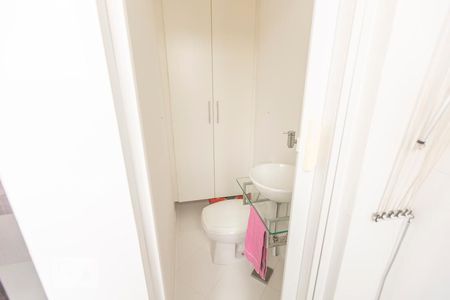 Banheiro 1 de apartamento para alugar com 2 quartos, 55m² em Santana, São Paulo