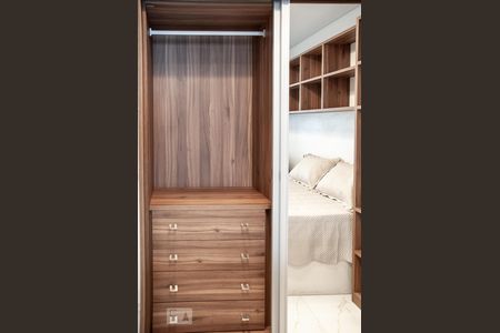 Sala/Quarto de kitnet/studio para alugar com 1 quarto, 37m² em Indianópolis, São Paulo