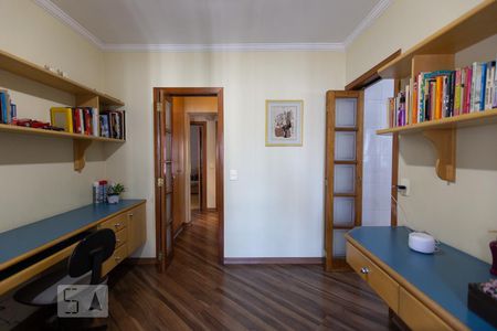Apartamento à venda com 155m², 3 quartos e 3 vagasEscritório