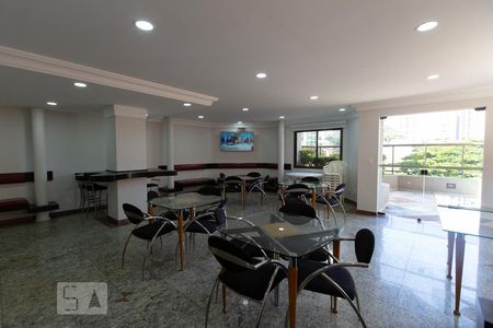 Apartamento à venda com 155m², 3 quartos e 3 vagasÁrea comum - Salão de festas