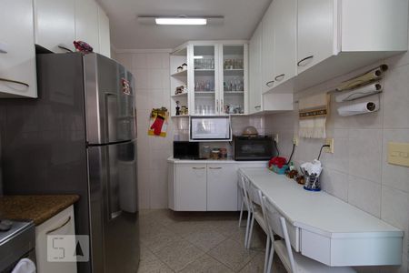 Apartamento à venda com 155m², 3 quartos e 3 vagasCozinha