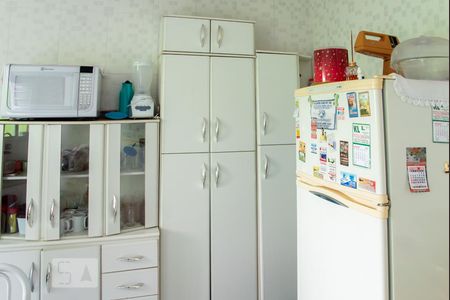 Casa à venda com 90m², 2 quartos e 3 vagas Casa à venda com 90m², 2 quartos e 3 vagasCozinha