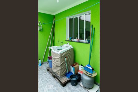 Casa à venda com 90m², 2 quartos e 3 vagas Casa à venda com 90m², 2 quartos e 3 vagasÁrea de Serviço