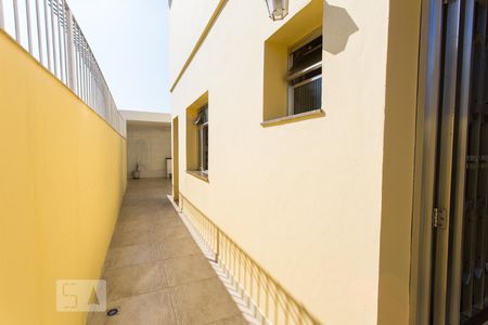 Casa à venda com 350m², 3 quartos e 4 vagasCorredor Externo