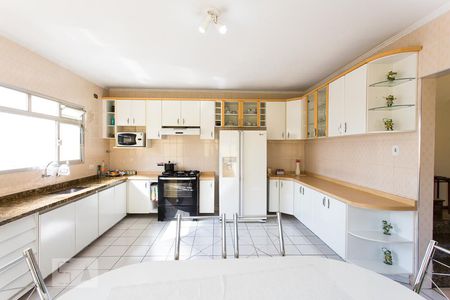 Casa à venda com 350m², 3 quartos e 4 vagasCozinha