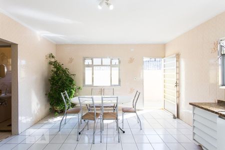 Casa à venda com 350m², 3 quartos e 4 vagasCozinha