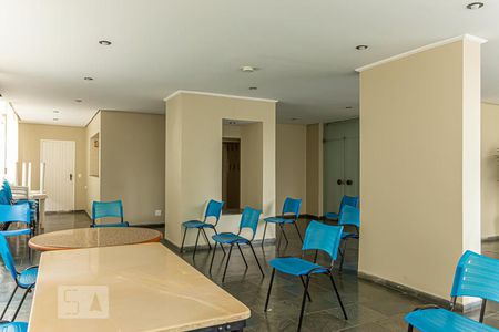 Apartamento à venda com 130m², 3 quartos e 1 vaga Apartamento à venda com 130m², 3 quartos e 1 vagaÁrea comum - Salão de festas