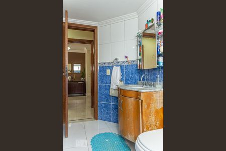 Apartamento à venda com 130m², 3 quartos e 1 vaga Apartamento à venda com 130m², 3 quartos e 1 vagaBanheiro