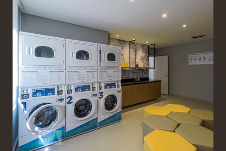 Apartamento para alugar com 34m², 2 quartos e sem vagaÁrea comum - Lavanderia