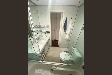 Banheiro da Suíte de apartamento para alugar com 3 quartos, 115m² em Alto da Lapa, São Paulo