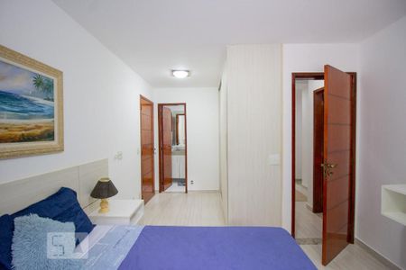 Casa à venda com 250m², 3 quartos e 5 vagas Casa à venda com 250m², 3 quartos e 5 vagasSuíte 3