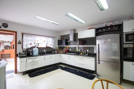 Casa à venda com 250m², 3 quartos e 5 vagas Casa à venda com 250m², 3 quartos e 5 vagasCozinha