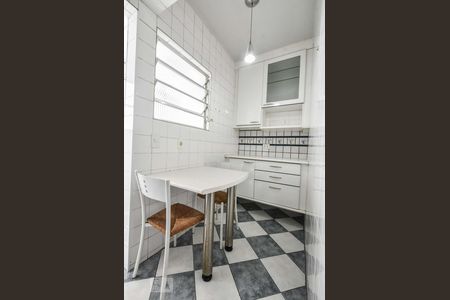 Apartamento à venda com 85m², 3 quartos e 1 vaga Apartamento à venda com 85m², 3 quartos e 1 vagaCozinha