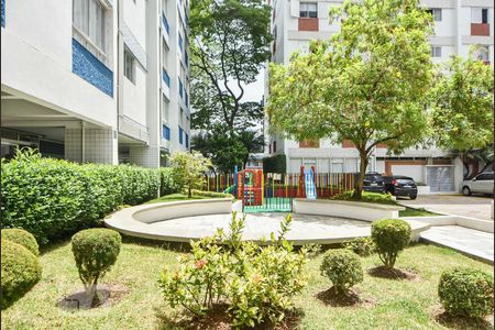 Apartamento à venda com 85m², 3 quartos e 1 vaga Apartamento à venda com 85m², 3 quartos e 1 vagaCondomínio