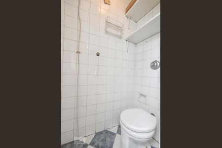 Apartamento à venda com 85m², 3 quartos e 1 vaga Apartamento à venda com 85m², 3 quartos e 1 vagaBanheiro de Serviços