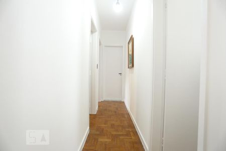 Corredor de apartamento à venda com 2 quartos, 70m² em Vila Buarque, São Paulo