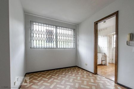 Sala de apartamento para alugar com 1 quarto, 40m² em Centro, Curitiba