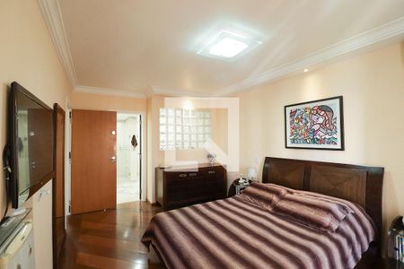 Apartamento à venda com 330m², 3 quartos e 4 vagas Apartamento à venda com 330m², 3 quartos e 4 vagasSuíte 2