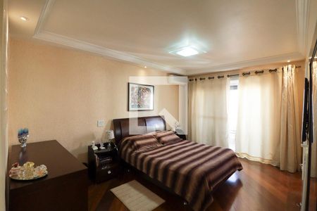 Apartamento à venda com 330m², 3 quartos e 4 vagas Apartamento à venda com 330m², 3 quartos e 4 vagasSuíte 2