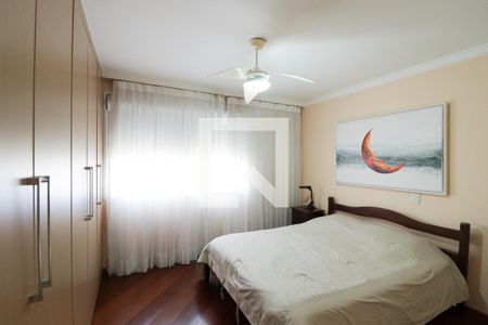 Apartamento à venda com 330m², 3 quartos e 4 vagas Apartamento à venda com 330m², 3 quartos e 4 vagasQuarto 1