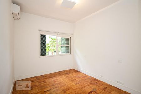 Casa à venda com 180m², 3 quartos e 2 vagas Casa à venda com 180m², 3 quartos e 2 vagasSegundo dormitório