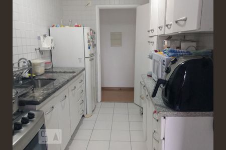 Apartamento à venda com 82m², 3 quartos e 1 vaga Apartamento à venda com 82m², 3 quartos e 1 vagaCozinha
