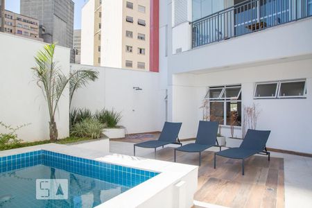 Studio para alugar com 26m², 1 quarto e sem vaga Studio para alugar com 26m², 1 quarto e sem vagaPiscina