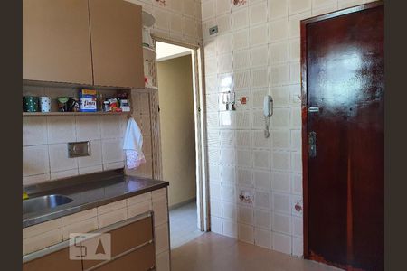 Apartamento à venda com 57m², 2 quartos e sem vaga Apartamento à venda com 57m², 2 quartos e sem vagaCozinha