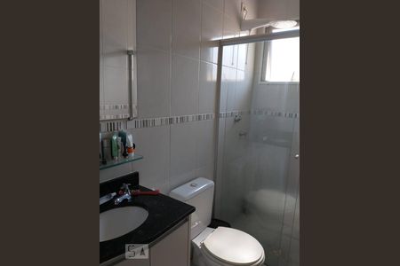 Banheiro  de casa de condomínio à venda com 3 quartos, 80m² em Parque Beatriz, Campinas