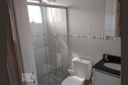 Banheiro  de casa de condomínio à venda com 3 quartos, 80m² em Parque Beatriz, Campinas