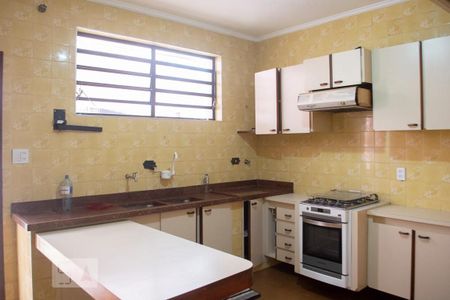 Casa à venda com 350m², 4 quartos e 4 vagasCOZINHA