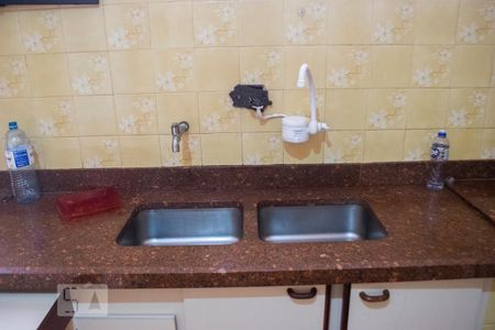 Casa à venda com 350m², 4 quartos e 4 vagasCOZINHA