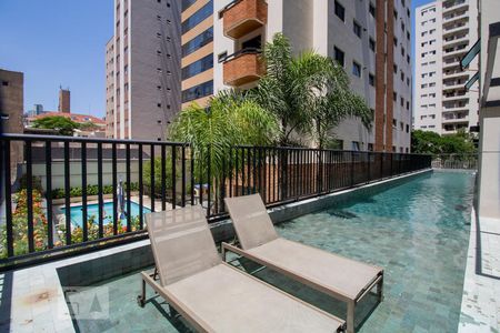 Apartamento para alugar com 33m², 1 quarto e 1 vaga Apartamento para alugar com 33m², 1 quarto e 1 vagaÁrea comum - Piscina