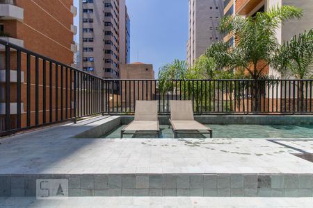 Apartamento para alugar com 33m², 1 quarto e 1 vaga Apartamento para alugar com 33m², 1 quarto e 1 vagaÁrea comum - Piscina
