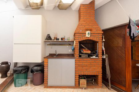 Casa à venda com 160m², 4 quartos e 4 vagasChurrasqueira